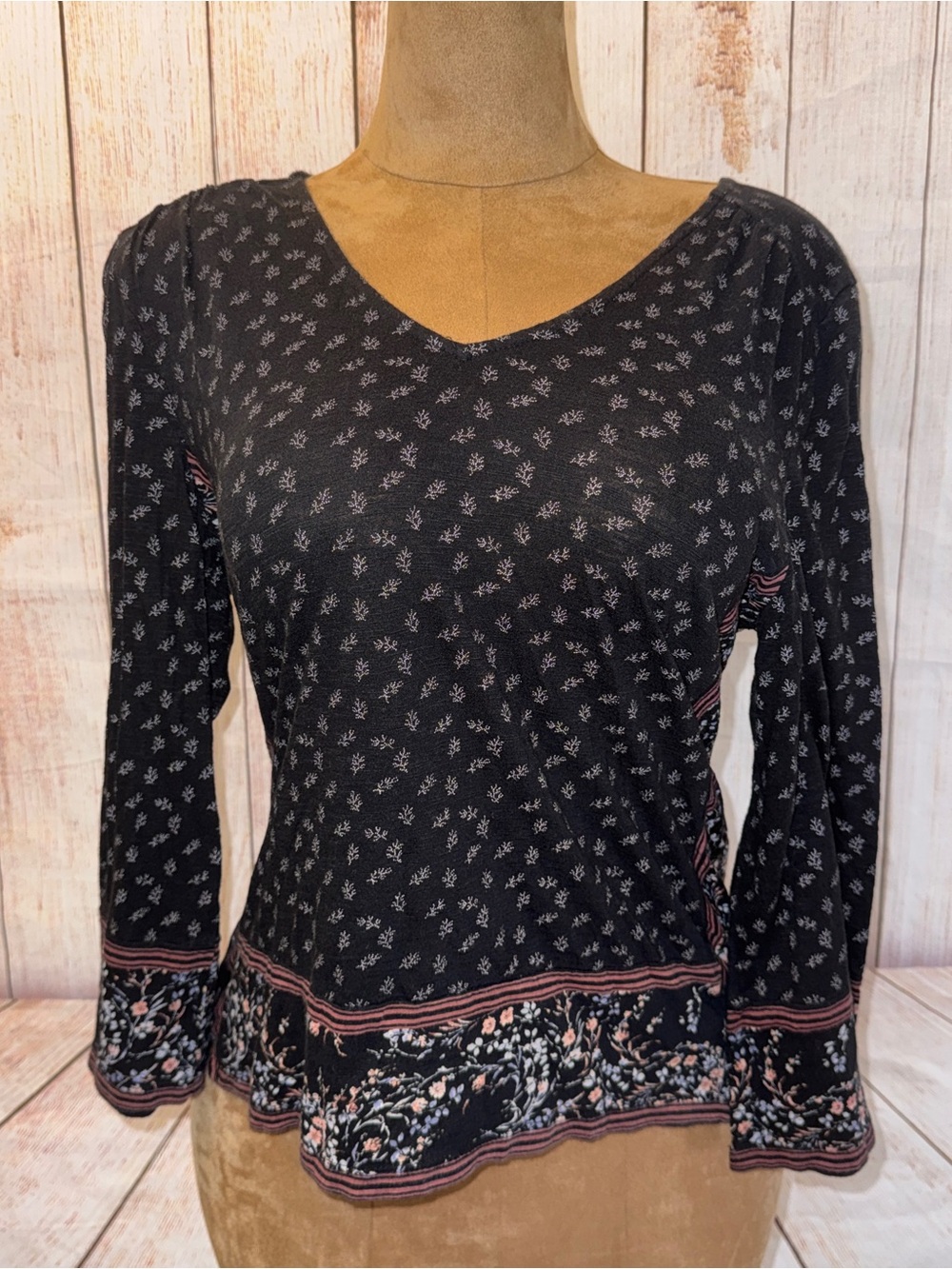 Lucky Brand Black Floral-Print V-Neck Long Bell Sleeve Top, boho, Sz L